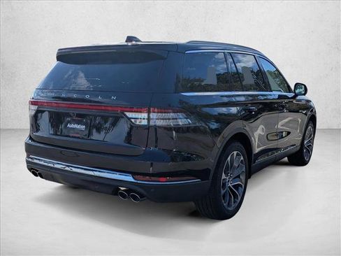 New 2026 Lincoln Aviator Reserve RWD image 8