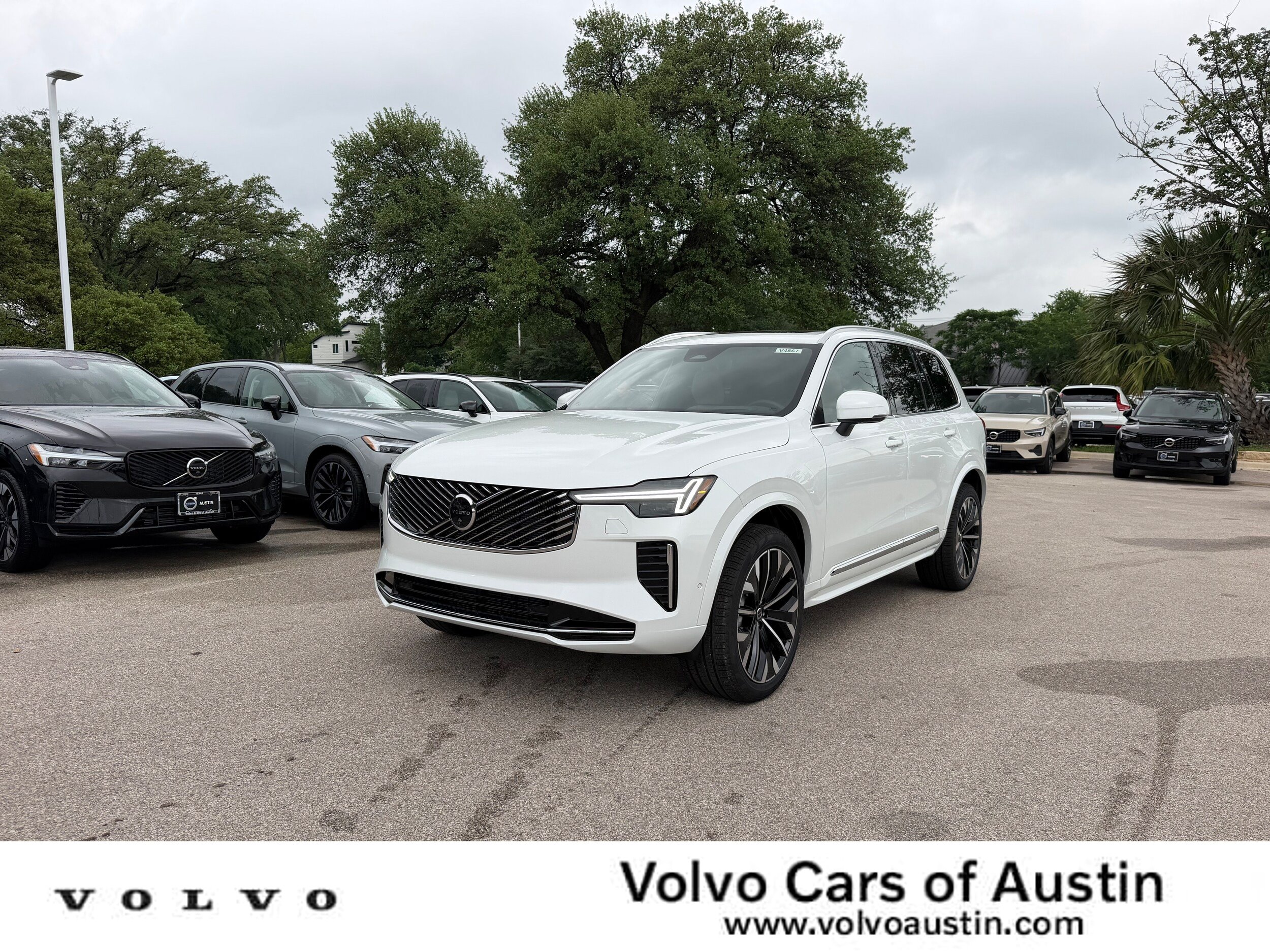 Used 2026 Volvo XC90 B5 Ultra AWD/4WD image 1