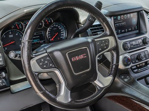 Used 2020 GMC Yukon SLT w/ Open Road Package RWD image 25