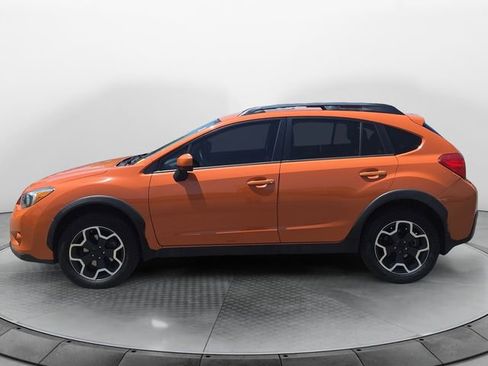 Used 2015 Subaru Crosstrek 2.0i Premium AWD/4WD image 2