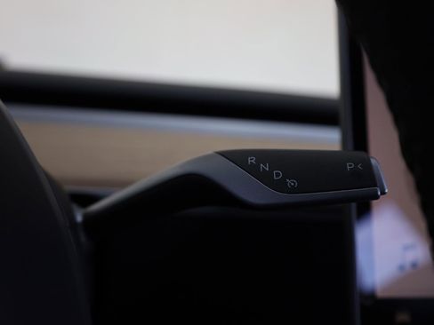 Used 2022 Tesla Model 3 Long Range AWD/4WD image 35