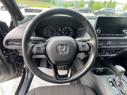 Used 2025 Honda HR-V Sport image 27