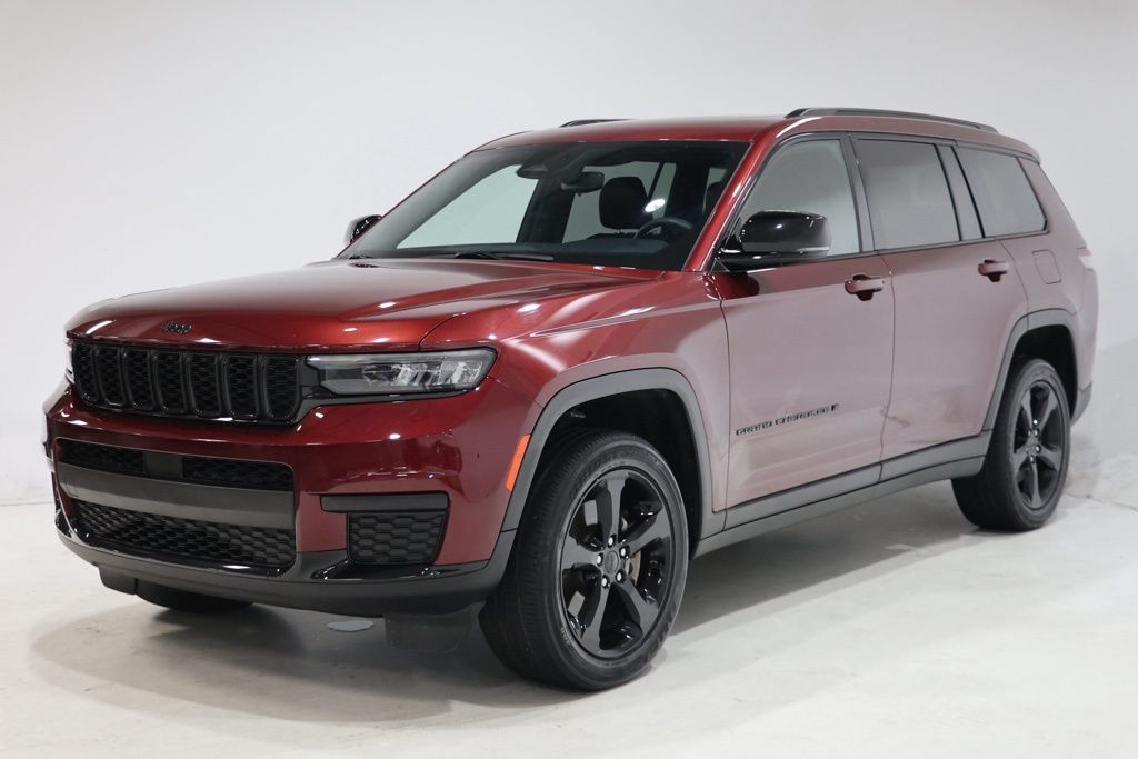 Used 2023 Jeep Grand Cherokee L Laredo AWD/4WD image 3