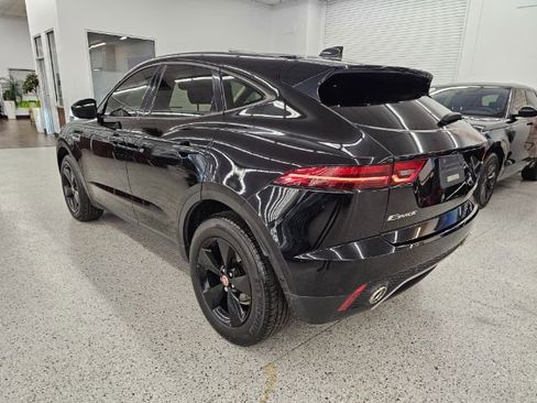 Used 2020 Jaguar E-PACE SE image 6