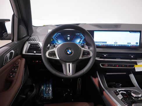 New 2026 BMW X5 M60i w/ Climate Comfort Package image 11