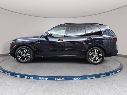 Used 2025 BMW X7 xDrive40i w/ M Sport Package AWD/4WD image 9