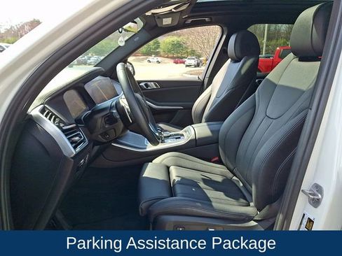 Used 2022 BMW X5 xDrive40i w/ Premium Package AWD/4WD image 2