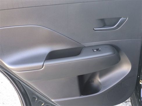 New 2026 Hyundai Kona SE image 27