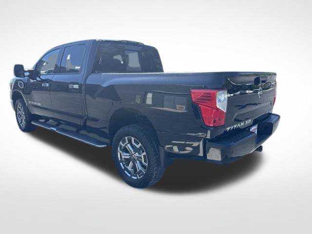 Used 2018 Nissan Titan SL w/ Chrome Package AWD/4WD image 6