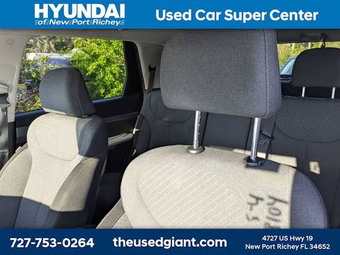 Used 2023 Hyundai Palisade SE w/ Cargo Package FWD image 3