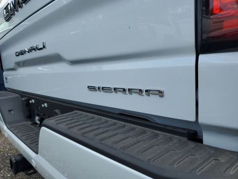 New 2026 GMC Sierra 1500 Denali Ultimate AWD/4WD image 8