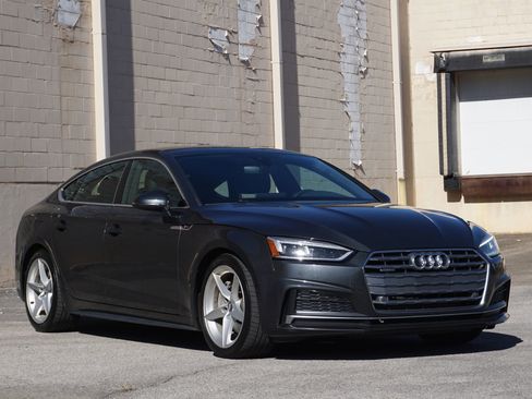 Used 2019 Audi A5 2.0T Premium Plus w/ Premium Plus image 3