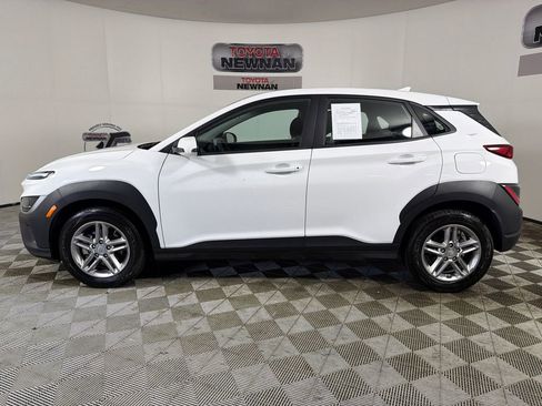 Used 2023 Hyundai Kona SE FWD image 6