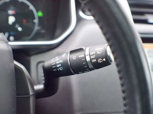 Used 2017 Land Rover Range Rover Sport SVR image 26