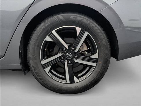 Used 2025 Nissan Sentra SV FWD image 29