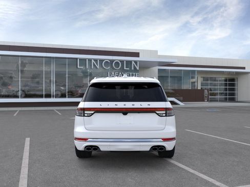 New 2026 Lincoln Aviator Black Label w/ Dynamic Handling Package AWD/4WD image 5