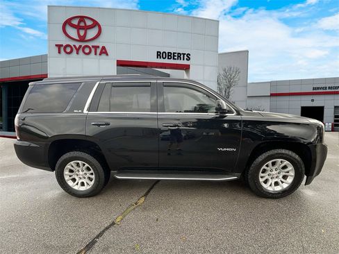 Used 2016 GMC Yukon SLE w/ Convenience Package image 8