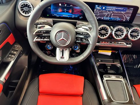 New 2026 Mercedes-Benz GLB 35 AMG 4MATIC image 20