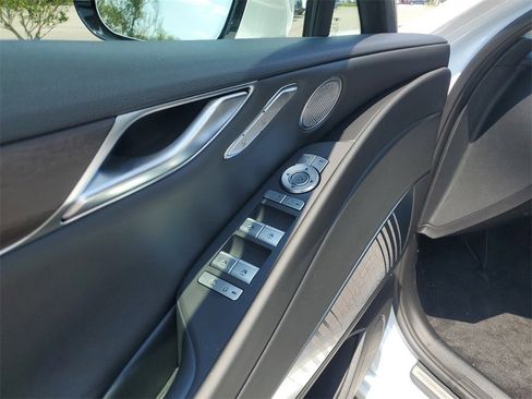 New 2023 Genesis G80 image 8