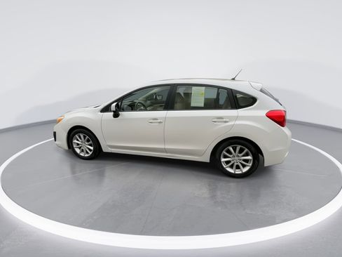 Used 2013 Subaru Impreza 2.0i Premium image 11