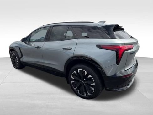 Certified 2025 Chevrolet Blazer EV RS AWD/4WD image 4