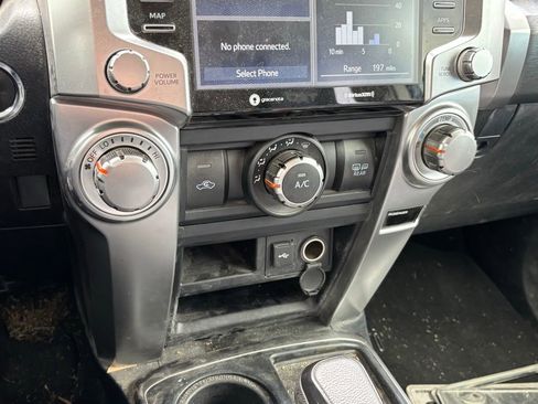 Used 2023 Toyota 4Runner TRD Sport image 11