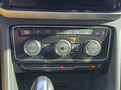 Used 2021 Volkswagen Atlas Cross Sport SEL image 25