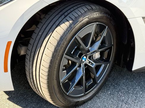 Used 2025 BMW i4 eDrive40 image 20