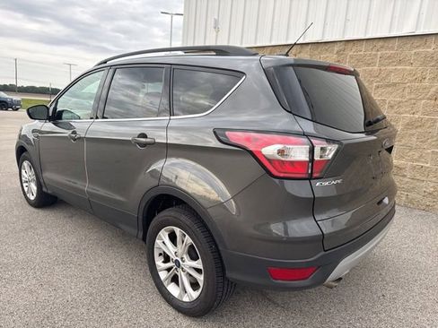 Used 2018 Ford Escape SE AWD/4WD image 7