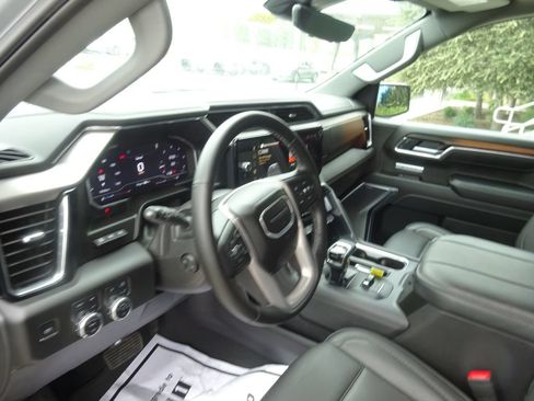 Certified 2025 GMC Sierra 1500 Denali w/ Denali Reserve Package AWD/4WD image 14