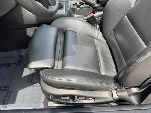 Used 2006 BMW M3 Convertible RWD image 35
