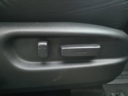 Used 2020 Honda Pilot Black Edition image 24