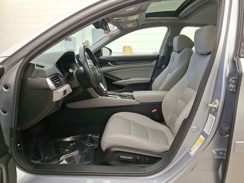 Used 2020 Honda Accord EX-L image 11