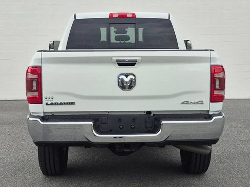 Used 2022 RAM 2500 Laramie AWD/4WD image 16