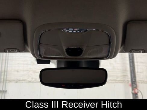 Used 2019 Jeep Cherokee Overland w/ Technology Group image 25