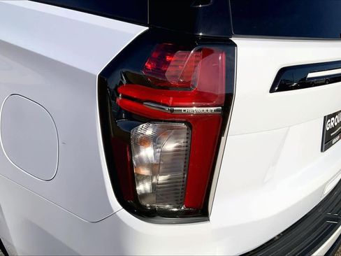 Used 2024 Chevrolet Tahoe Z71 w/ Luxury Package image 31