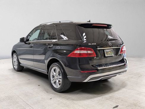 Used 2015 Mercedes-Benz ML 250 BlueTEC 4MATIC image 5