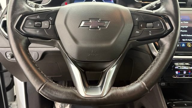 Used 2023 Chevrolet Bolt EUV LT w/ Convenience Package FWD image 31