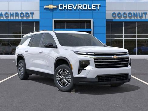 New 2026 Chevrolet Traverse LT image 7
