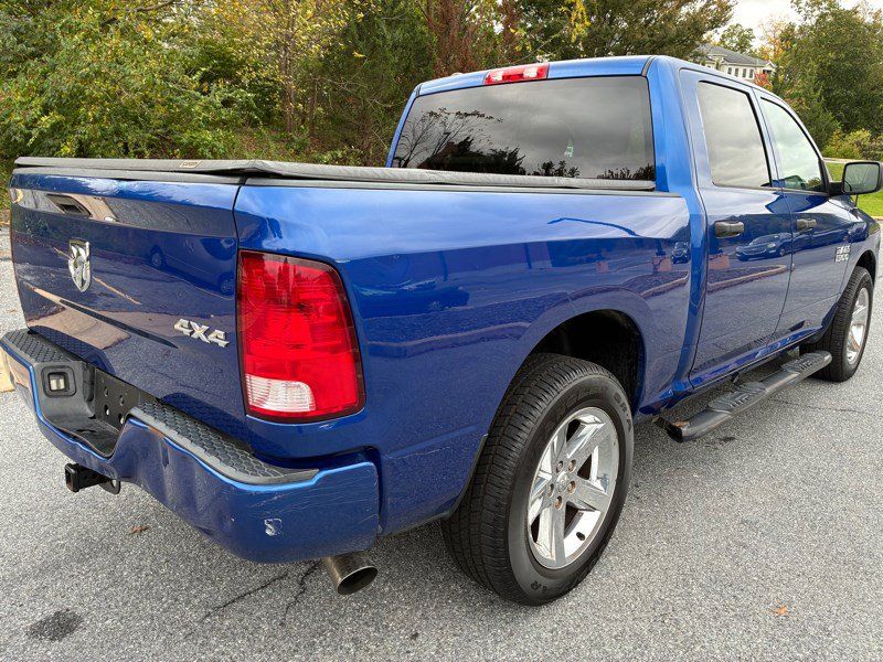 Used 2017 RAM 1500 Express AWD/4WD image 5