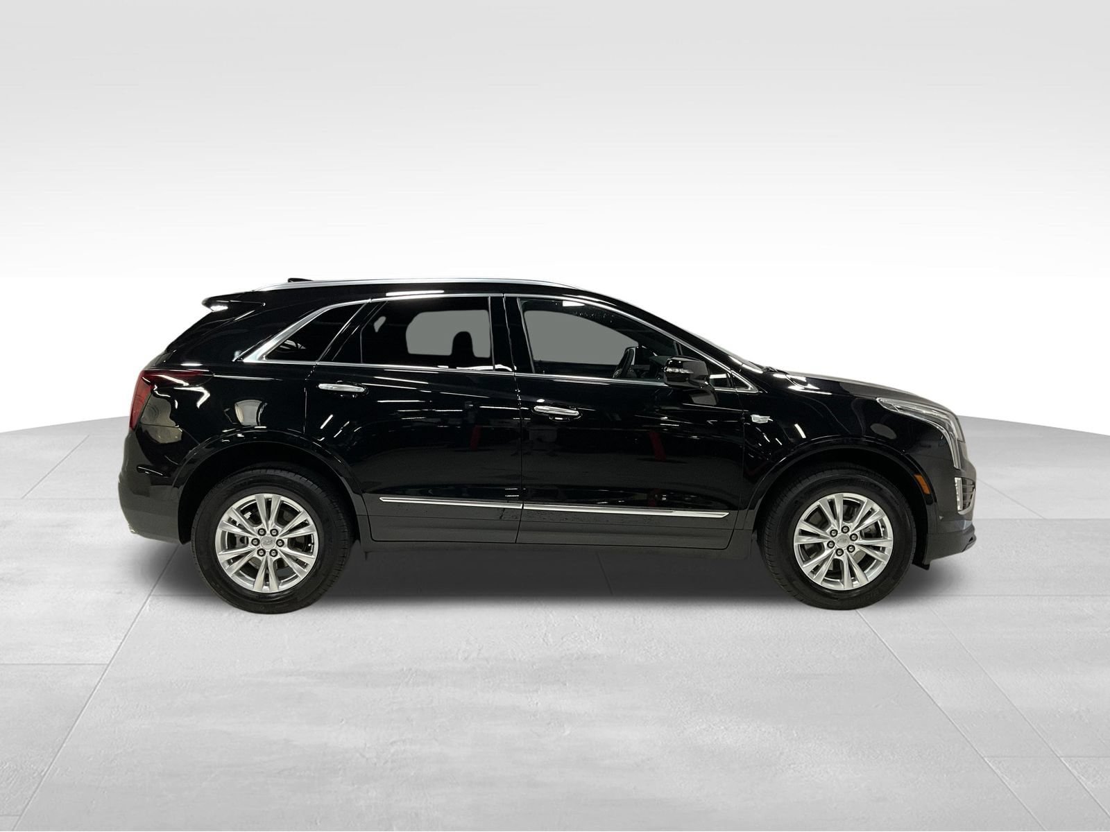 Used 2024 Cadillac XT5 Luxury FWD image 4