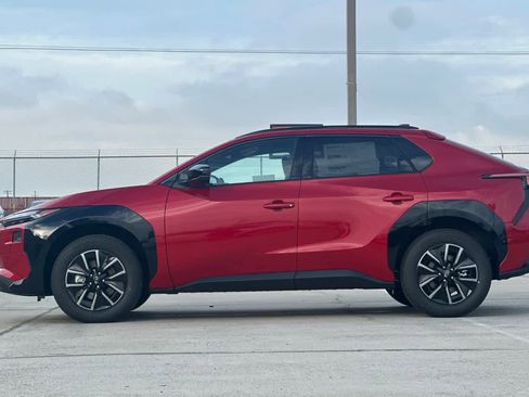 New 2026 Subaru Solterra Premium image 6