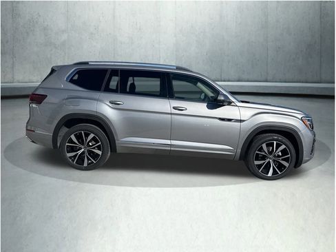 New 2026 Volkswagen Atlas SEL Premium R-Line image 6