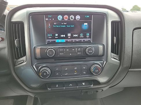 Used 2019 Chevrolet Silverado 2500 LT AWD/4WD image 13