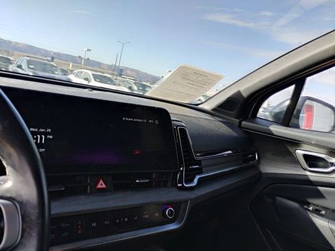 Used 2023 Kia Sportage X-Line image 14