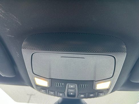 Certified 2023 Ford Edge ST-Line image 32