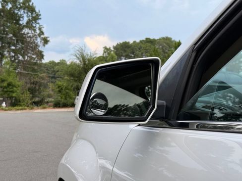 Used 2016 GMC Acadia Denali AWD/4WD image 17