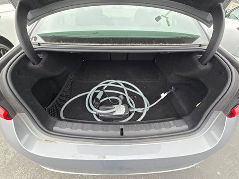 Used 2023 BMW 330e xDrive image 11