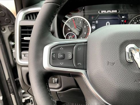 New 2026 RAM 3500 Big Horn AWD/4WD image 28