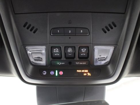 Used 2024 Cadillac XT4 Premium Luxury AWD/4WD image 21